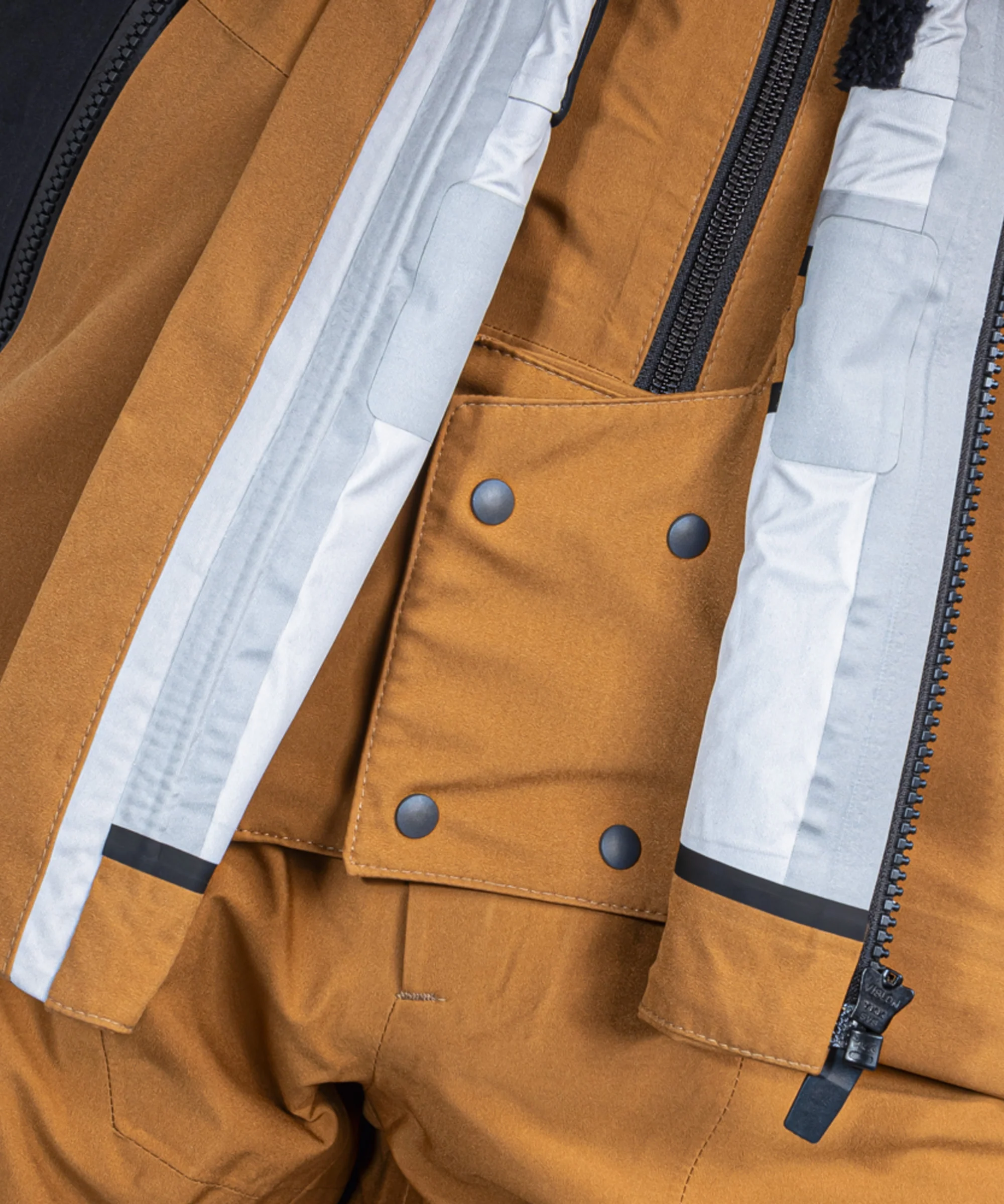 Men's Lufeld Shell Jacket - Caramel - Image 10
